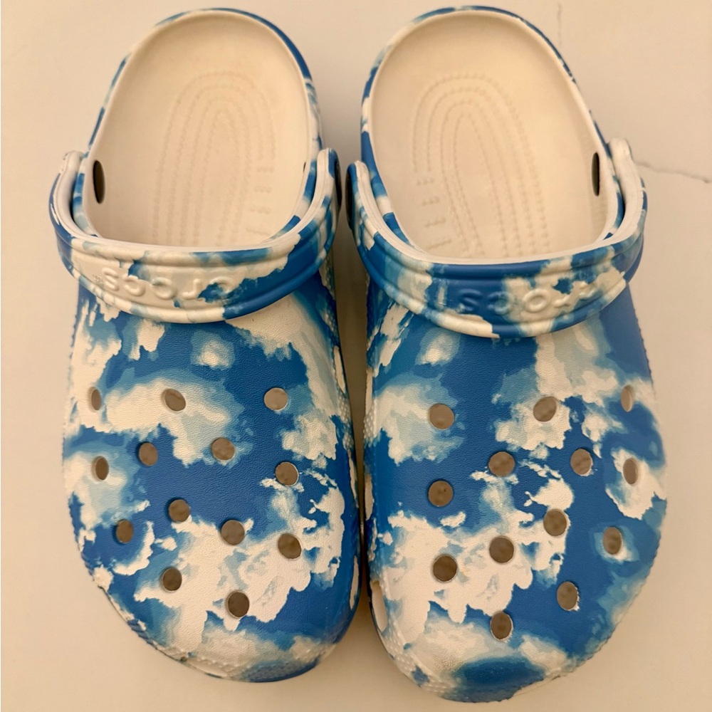 Classic Cloud Crocs